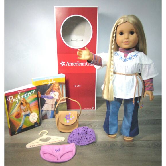 American Girl Doll 18" JULIE IN MEET OUTFIT Purse Hat Book Blonde Brown Eyes BOX - Picture 1 of 12